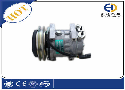 小松PC60-8空調(diào)壓縮機